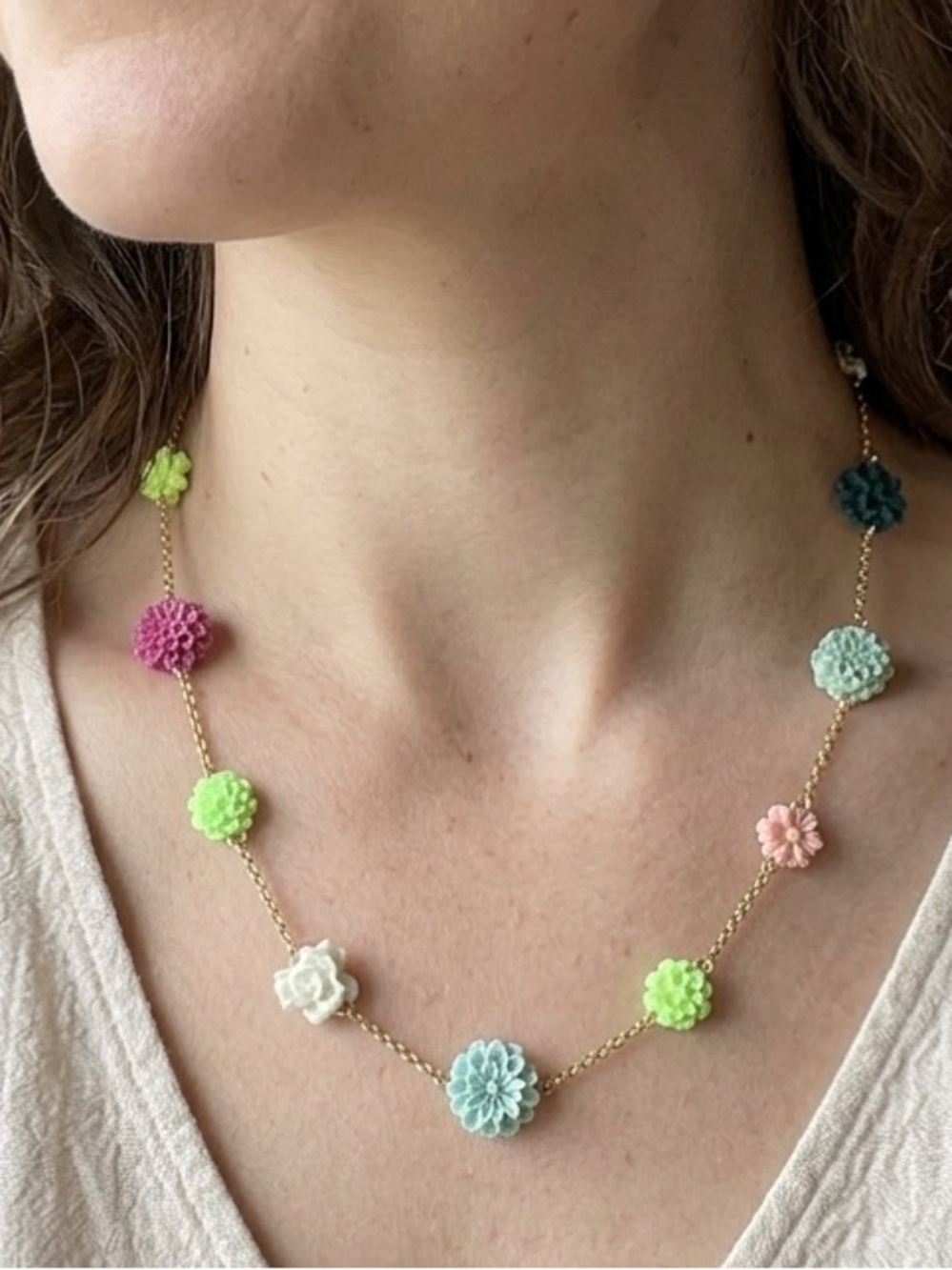 Crew Cuts J Crew Gold Tone Chain with Multicolour Floral Detail